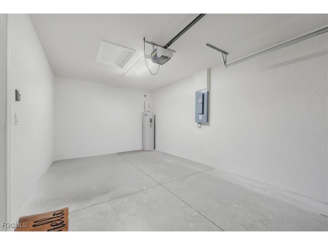 8073 Sherwood Circle Labelle FL 33935 2025018467 image21