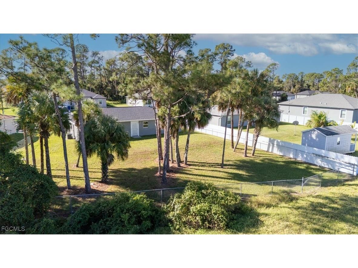 8073 Sherwood Circle Labelle FL 33935 2025018467 image30