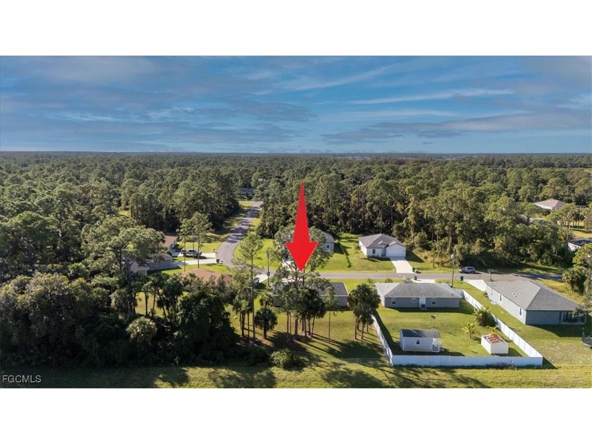 8073 Sherwood Circle Labelle FL 33935 2025018467 image36