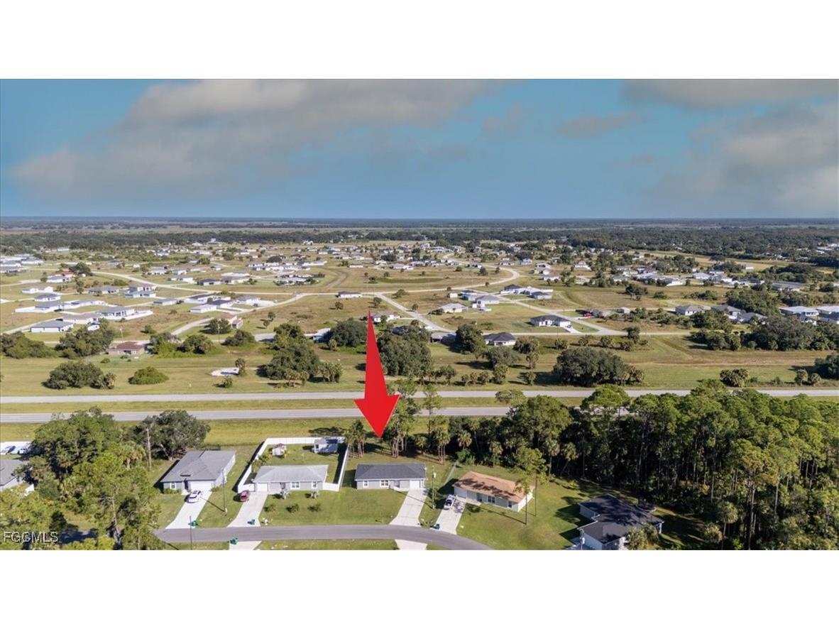 8073 Sherwood Circle Labelle FL 33935 2025018467 image38