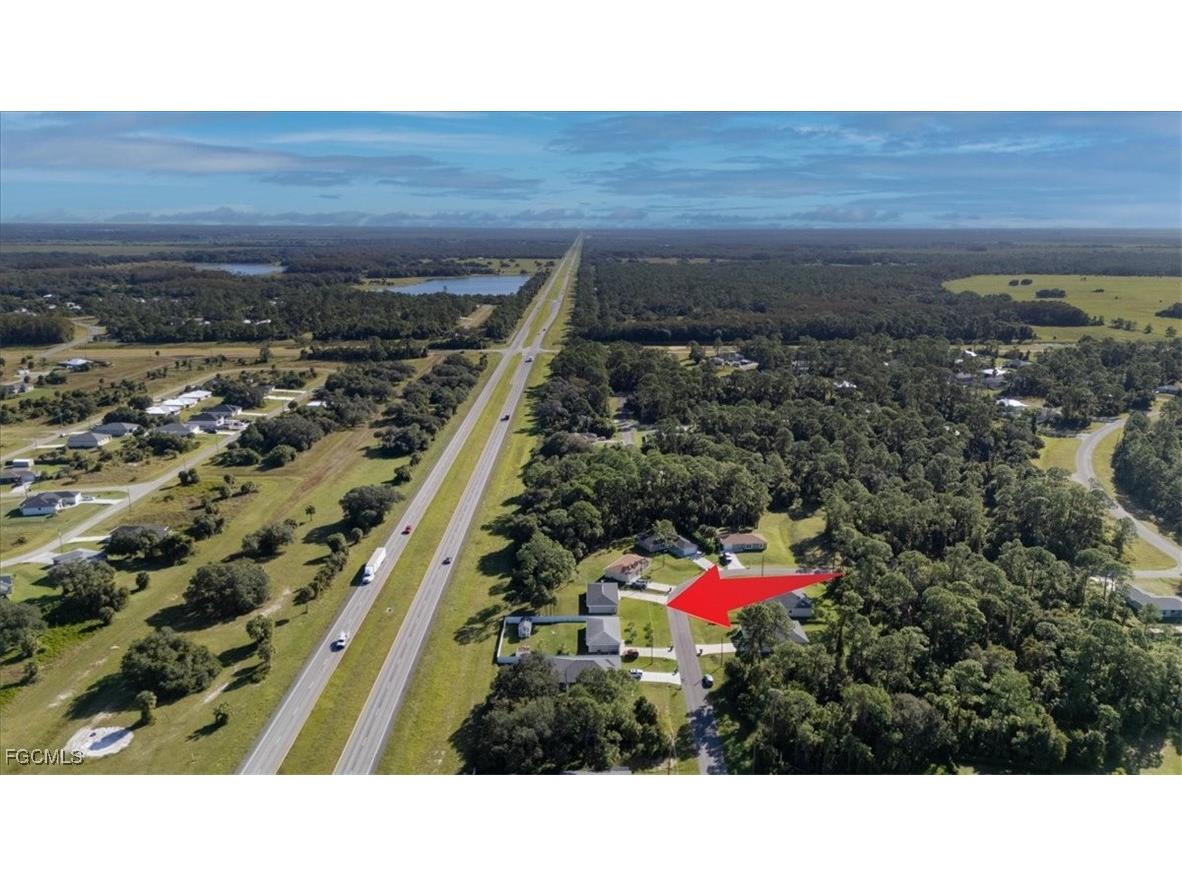 8073 Sherwood Circle Labelle FL 33935 2025018467 image43