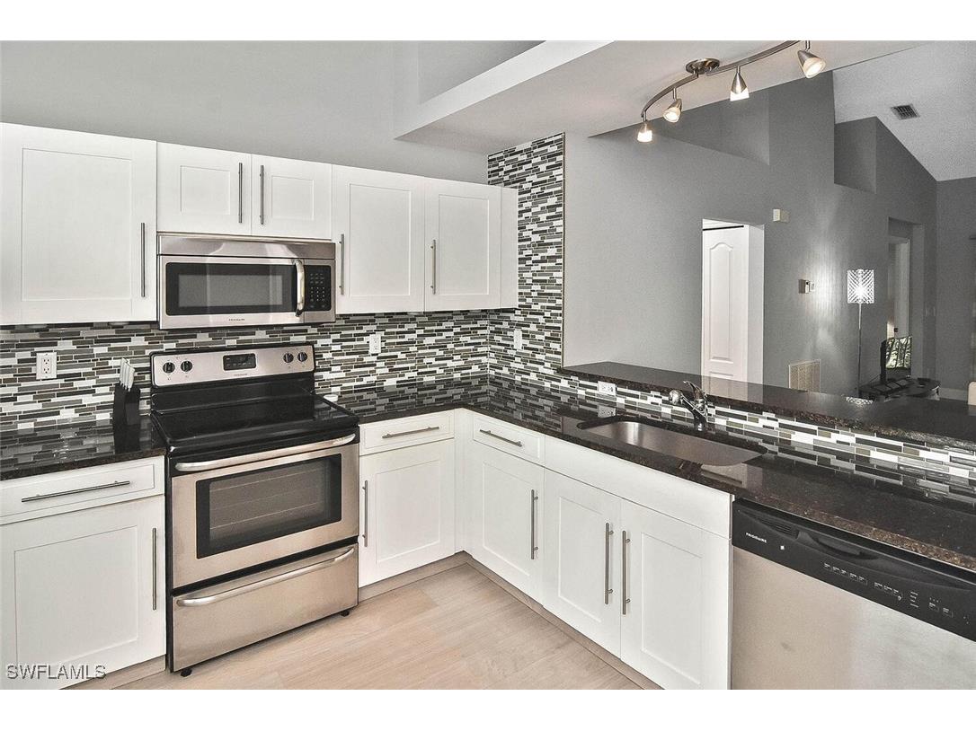 8075 Tiger Cove #1711 Naples FL 34113 225058190 image19