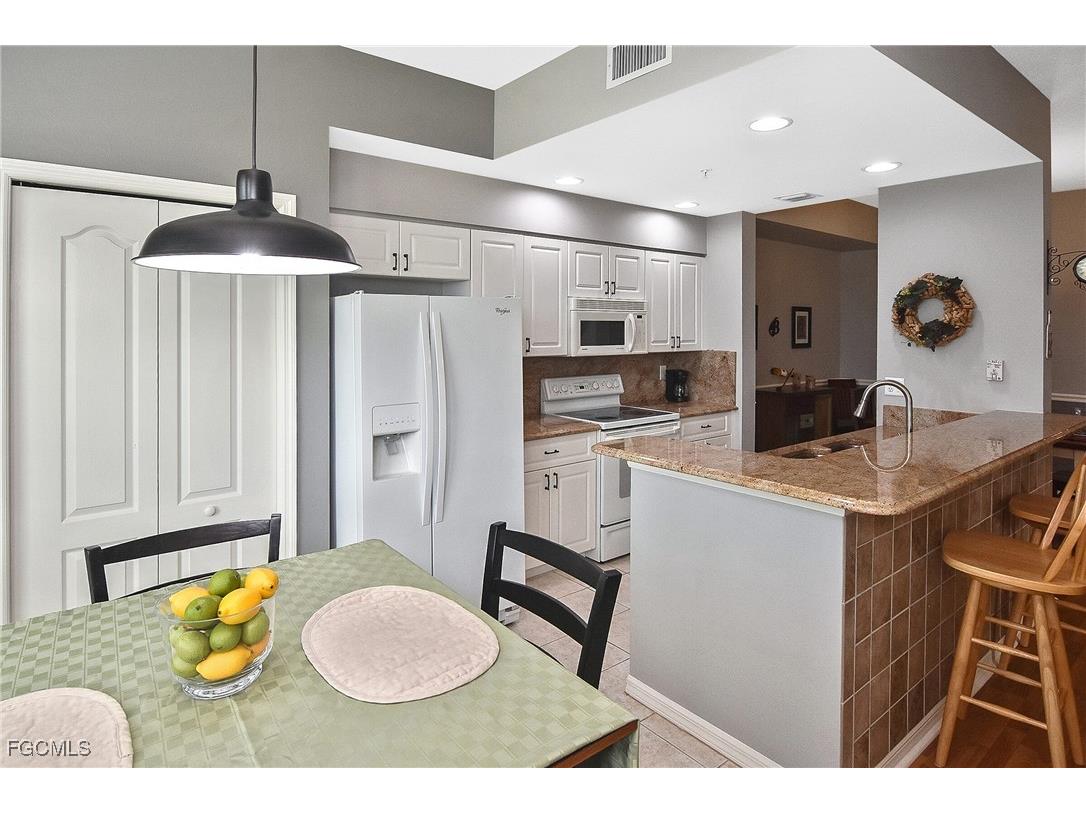 8076 Queen Palm Lane #412 Fort Myers FL 33966 2025004038 image15