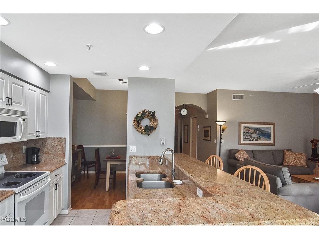 8076 Queen Palm Lane #412 Fort Myers FL 33966 2025004038 image16