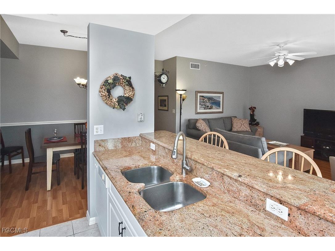 8076 Queen Palm Lane #412 Fort Myers FL 33966 2025004038 image18