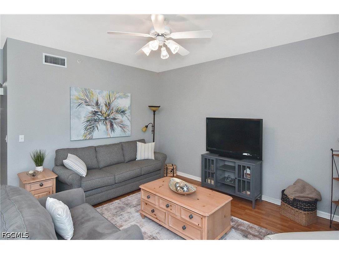 8076 Queen Palm Lane #412 Fort Myers FL 33966 2026016103 image4