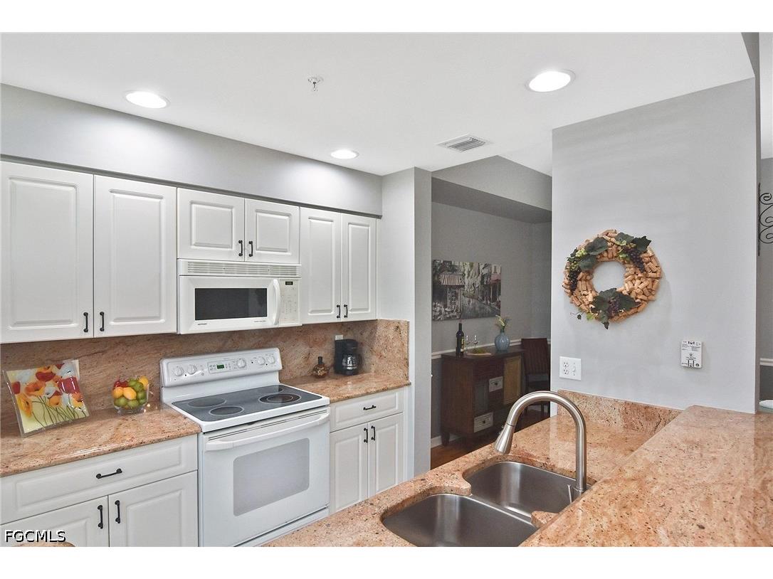 8076 Queen Palm Lane #412 Fort Myers FL 33966 2026016103 image9