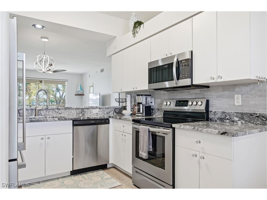 8076 Queen Palm Lane #424 Fort Myers FL 33966 226011060 image3