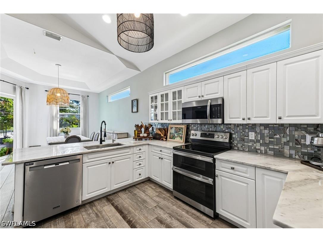 8078 Tauren Court Naples FL 34119 226016651 image9