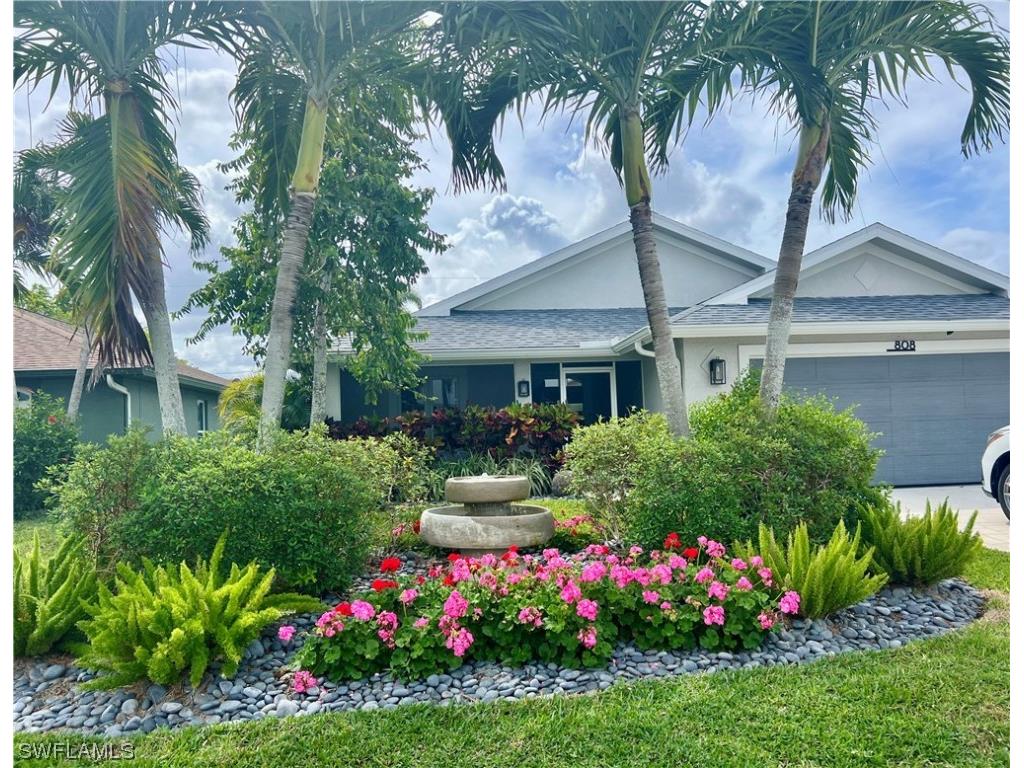 808 100th Avenue N Naples FL 34108 224018771 image1