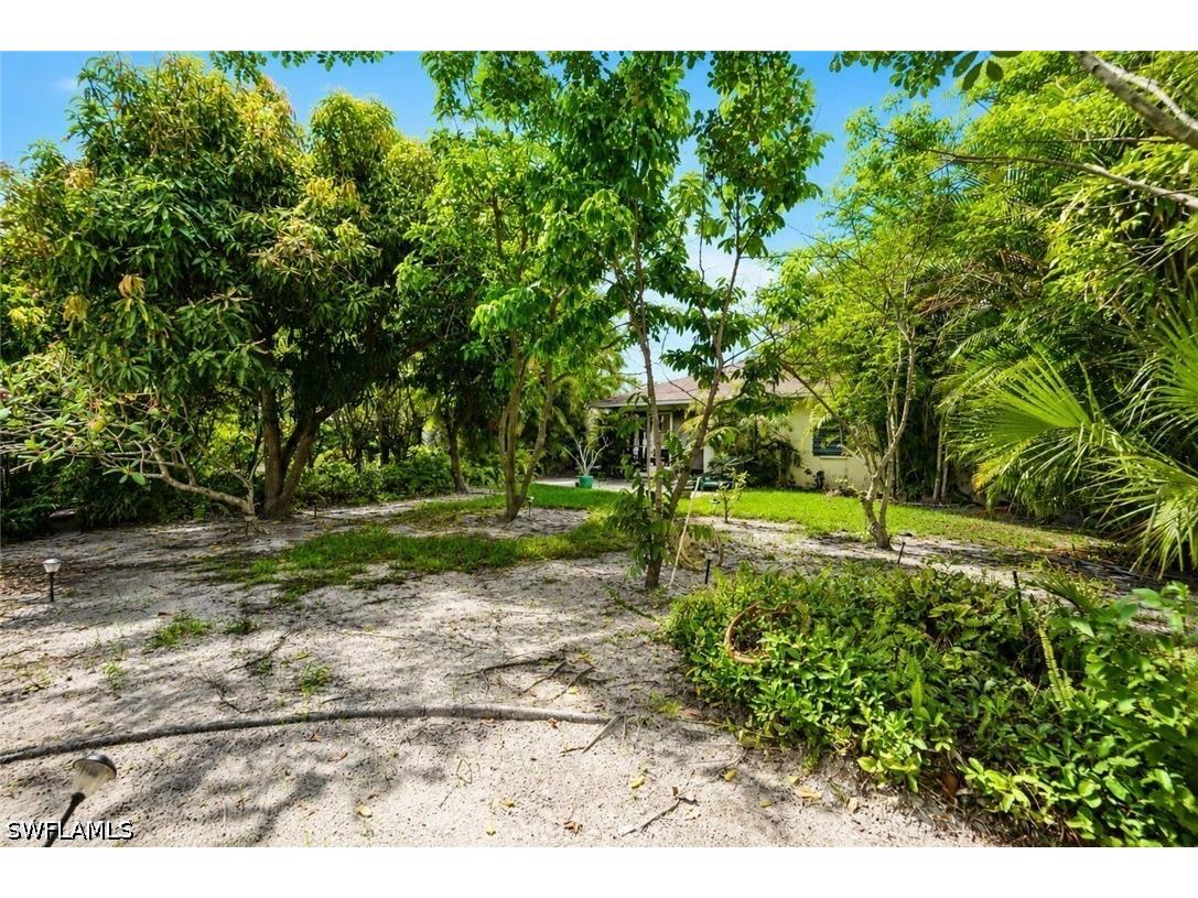 808 96th Avenue N Naples FL 34108 226014905 image32