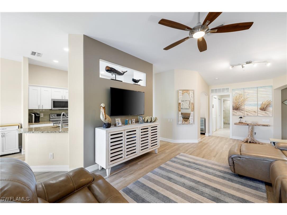 808 Carrick Bend Circle #202 Naples FL 34110 224001022 image1