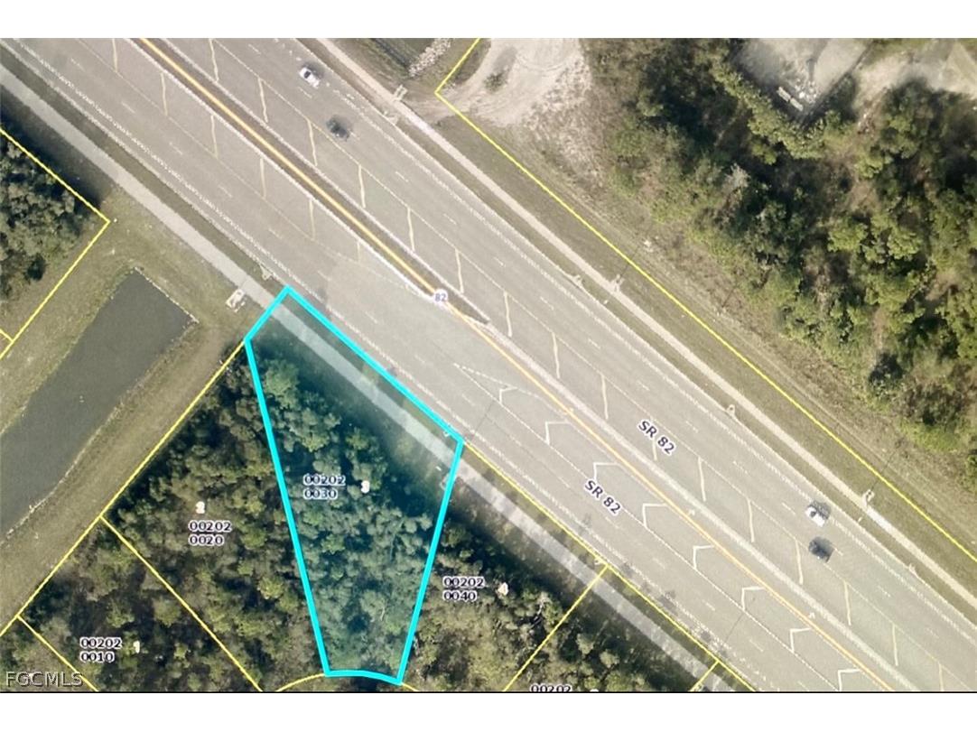 808 Fabian Circle Fort Myers FL 33913 2026010377 image1