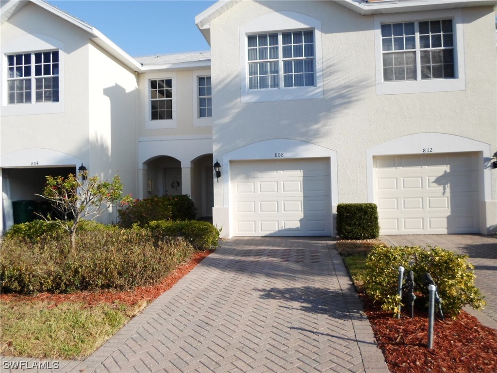 808 Hampton Circle Naples FL 34105 223018900 image1