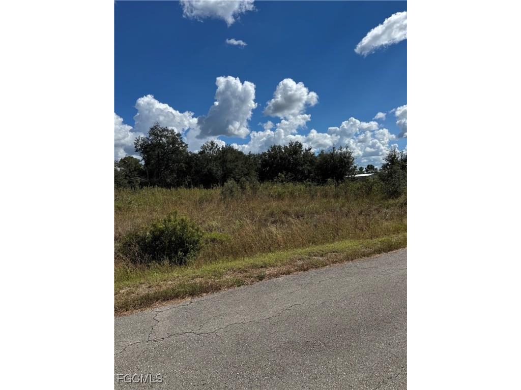 808 Poinsettia Avenue Lehigh Acres FL 33972 2025016322 image7