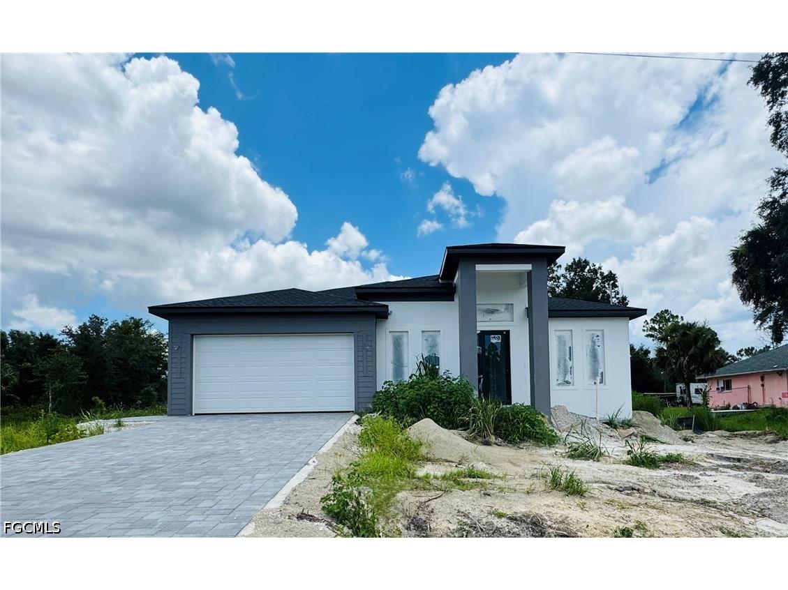 808 Richmond Avenue N Lehigh Acres FL 33972 2026028891 image1