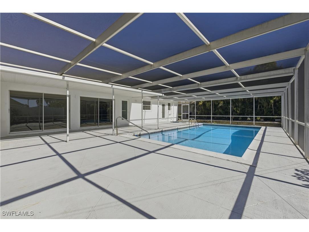 808 SE 32nd Terrace Cape Coral FL 33904 225085181 image27