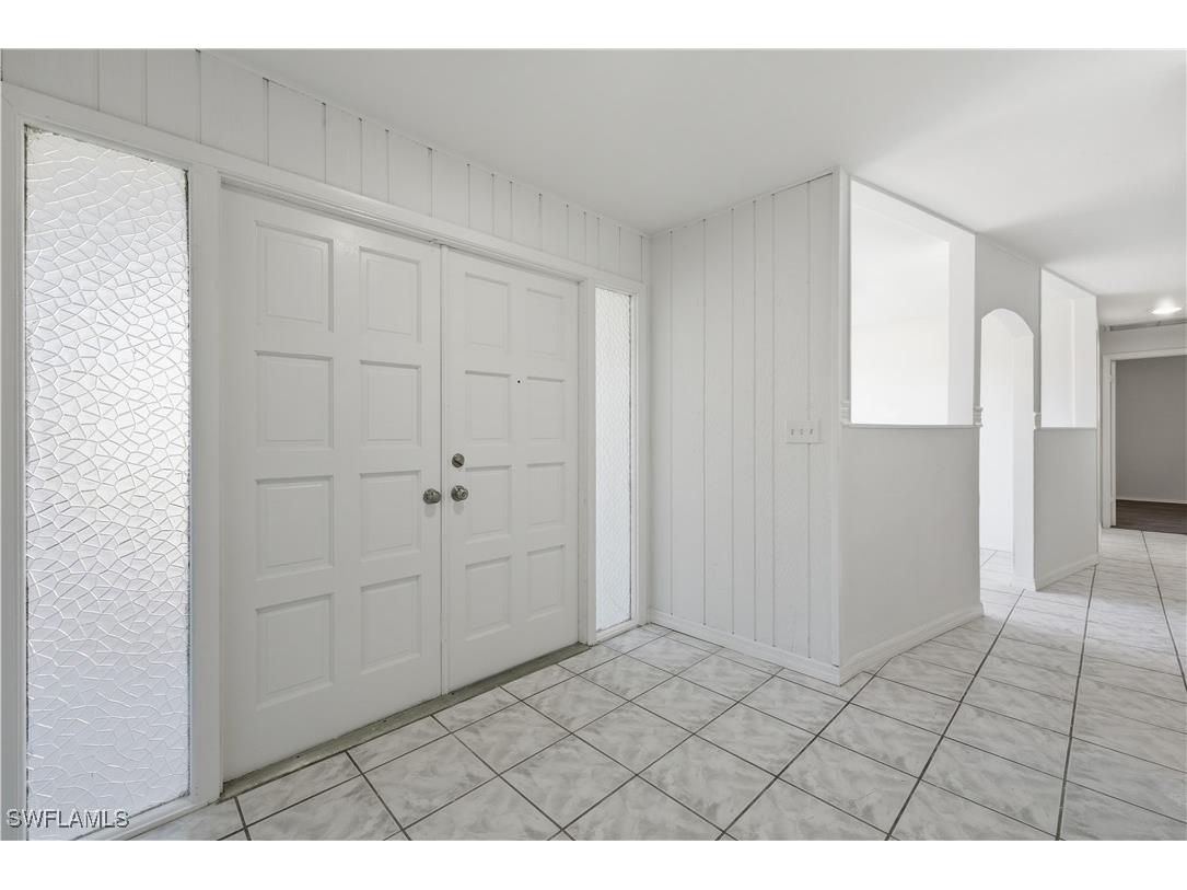 808 SE 32nd Terrace Cape Coral FL 33904 225085181 image6