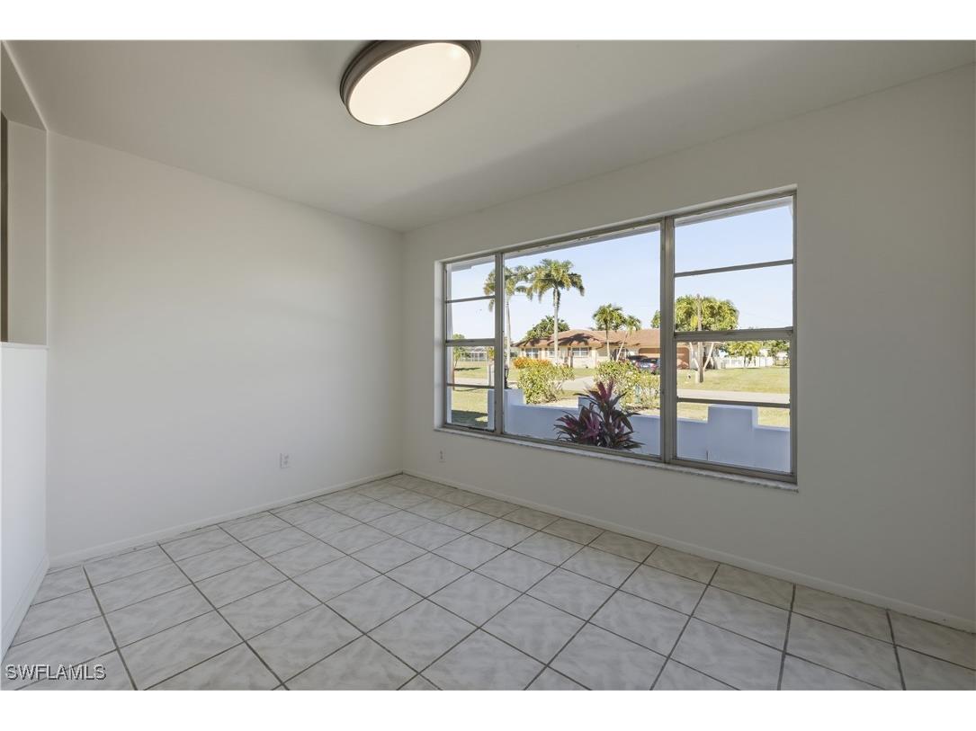 808 SE 32nd Terrace Cape Coral FL 33904 225085181 image8