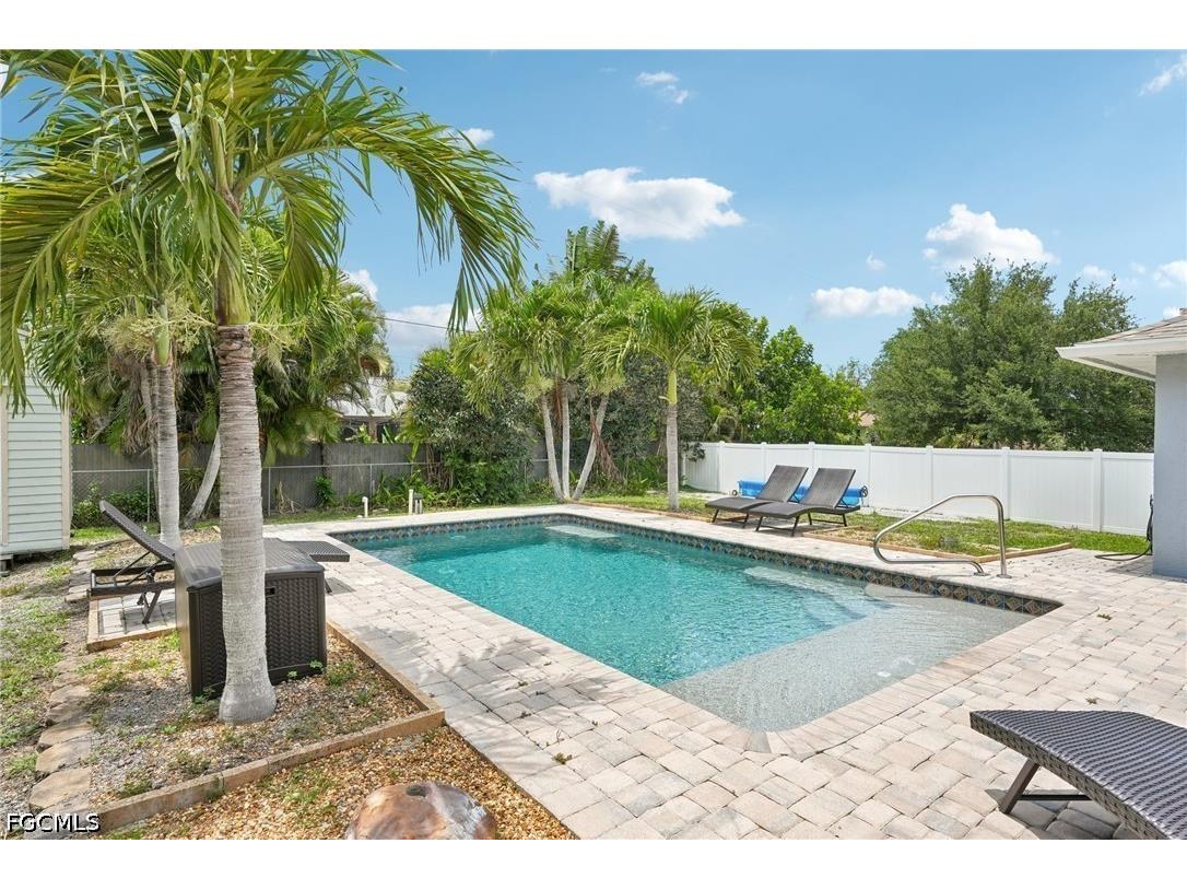 808 SW 14th Place Cape Coral FL 33991 2026021205 image23