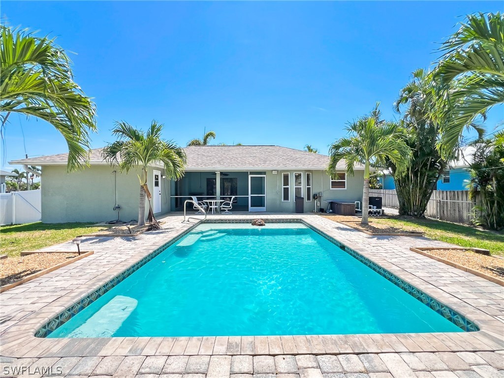 808 SW 14th Place Cape Coral FL 33991 224044177 image1