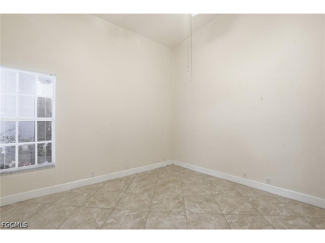 8080 Breton Circle Fort Myers FL 33912 2026023808 image22