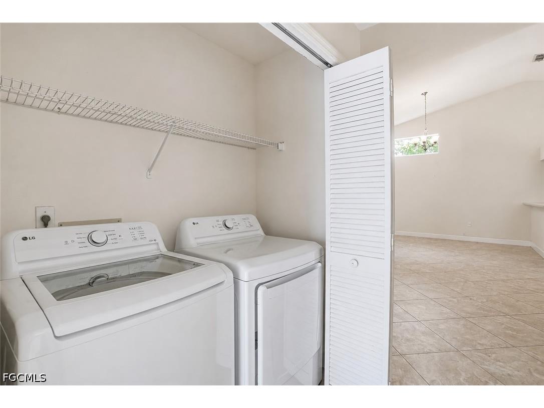 8080 Breton Circle Fort Myers FL 33912 2026023808 image24