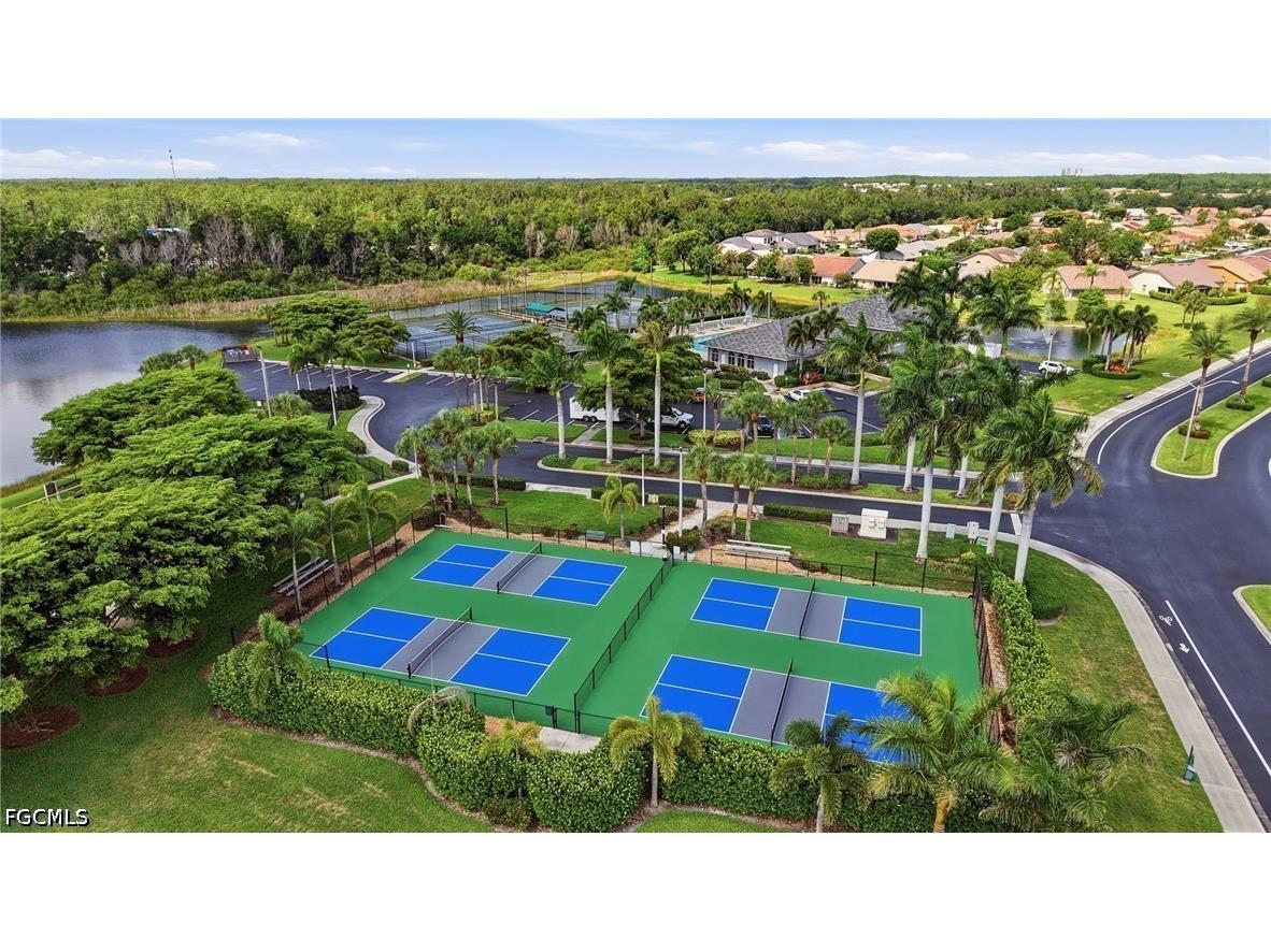 8080 Breton Circle Fort Myers FL 33912 2026023808 image32