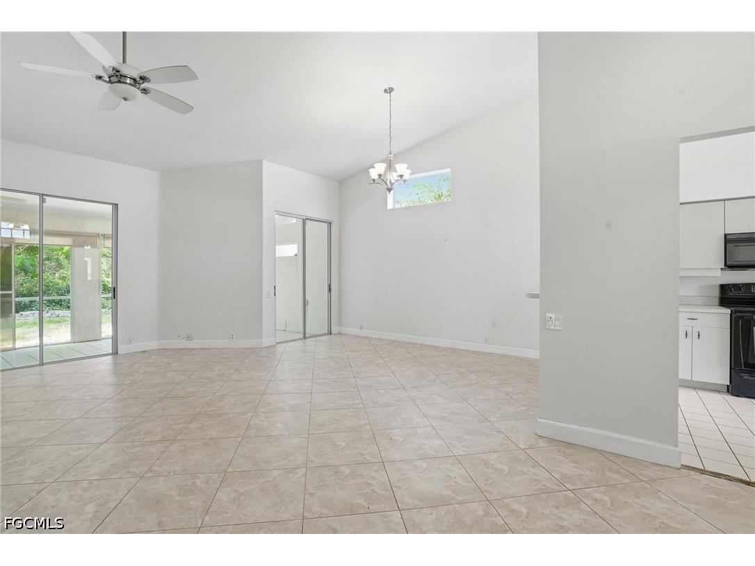 8080 Breton Circle Fort Myers FL 33912 2026023808 image5