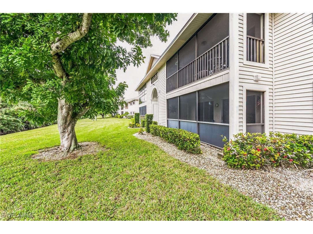8081 S Woods Circle #10 Fort Myers FL 33919 225064639 image16