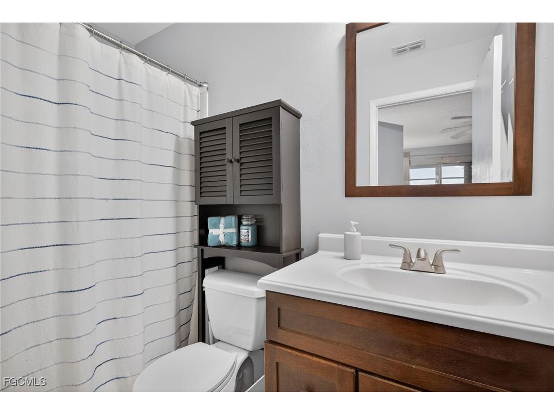 8081 S Woods Circle #8 Fort Myers FL 33919 2025025908 image20