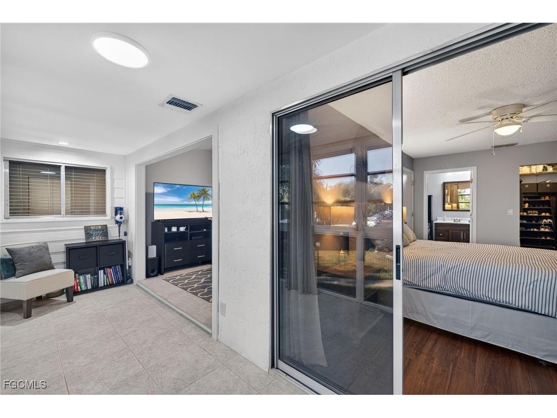 8081 S Woods Circle #8 Fort Myers FL 33919 2025025908 image25