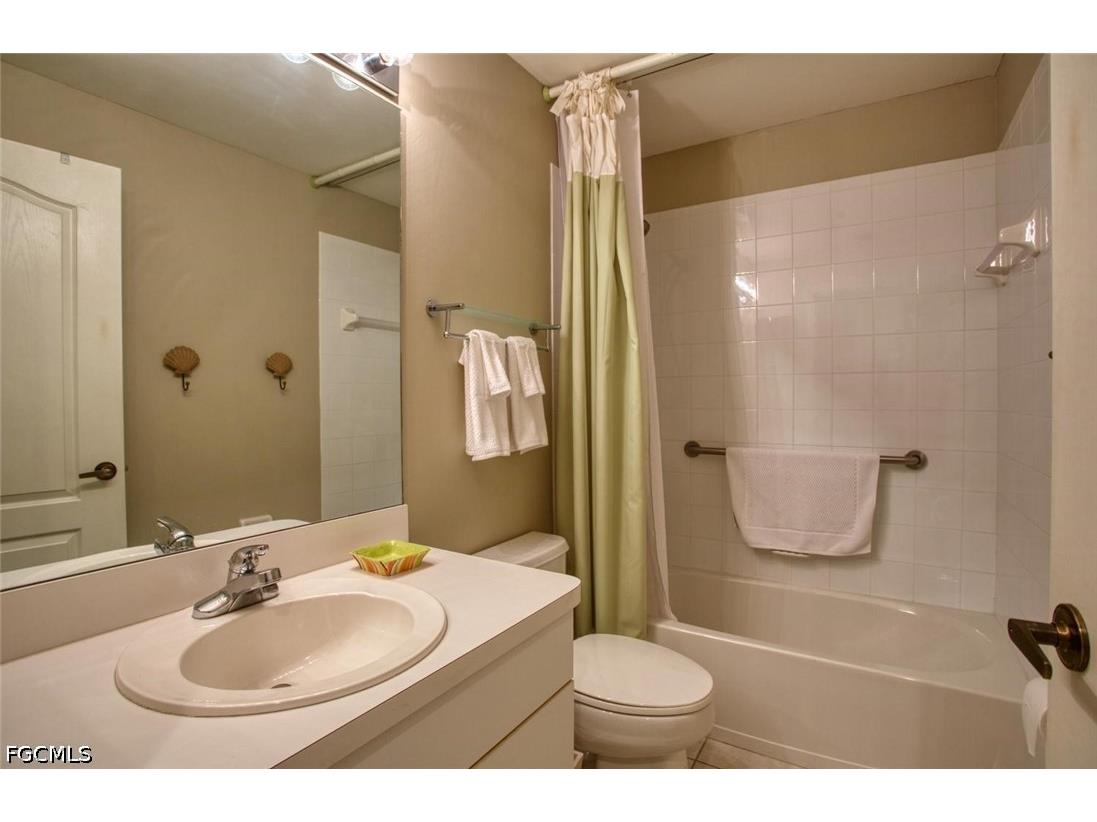 8083 Queen Palm Lane #425 Fort Myers FL 33966 2026022198 image17