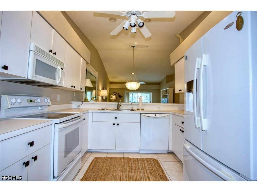 8083 Queen Palm Lane #425 Fort Myers FL 33966 2026022198 image5