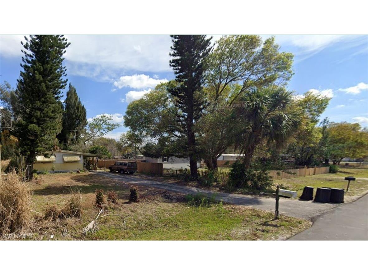 8085 Mcdaniel Drive North Fort Myers FL 33917 224003768 image1