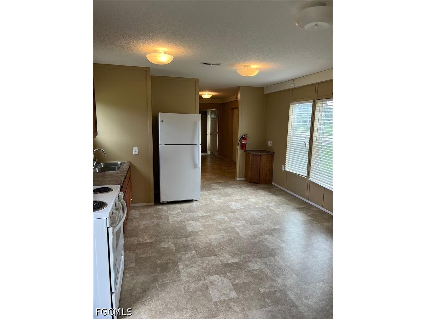 8086 Heck Drive #14 North Fort Myers FL 33917 2026018945 image15