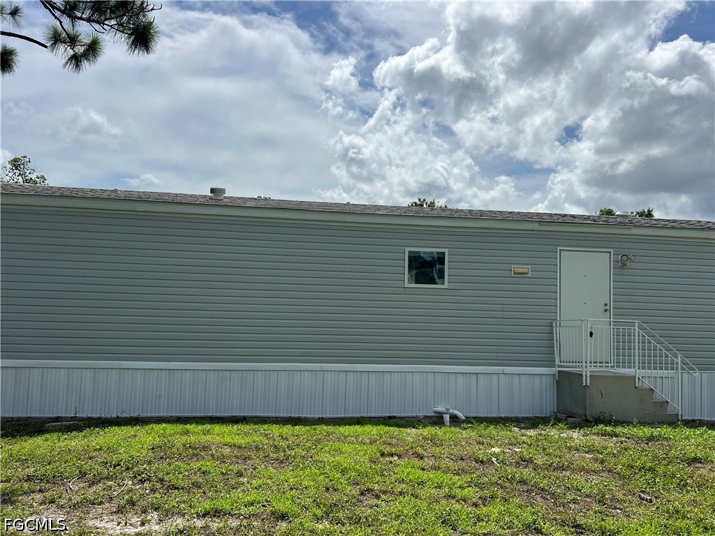 8086 Heck Drive #14 North Fort Myers FL 33917 2026018945 image18