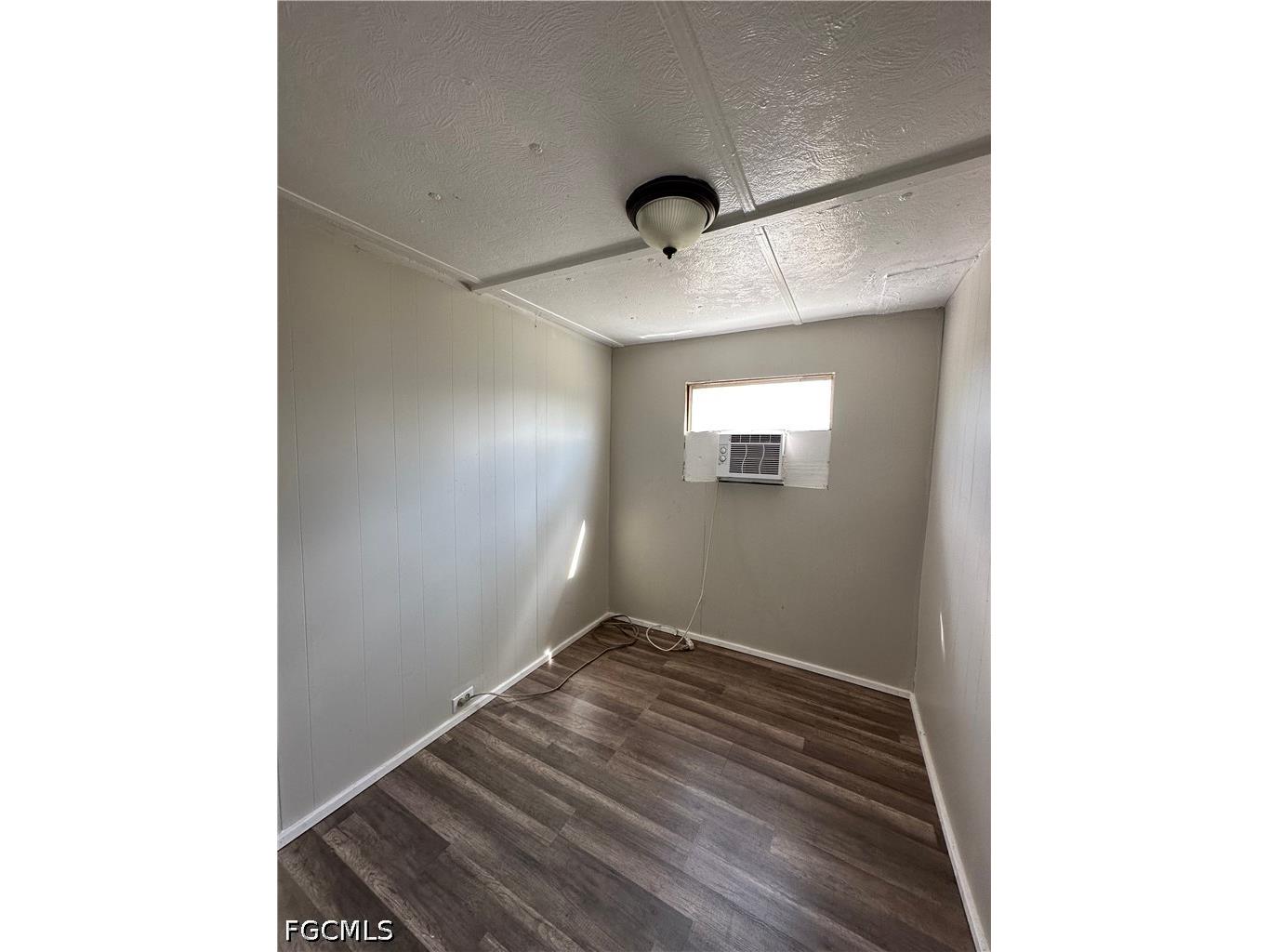 8086 Heck Drive #1A North Fort Myers FL 33917 2026029316 image4