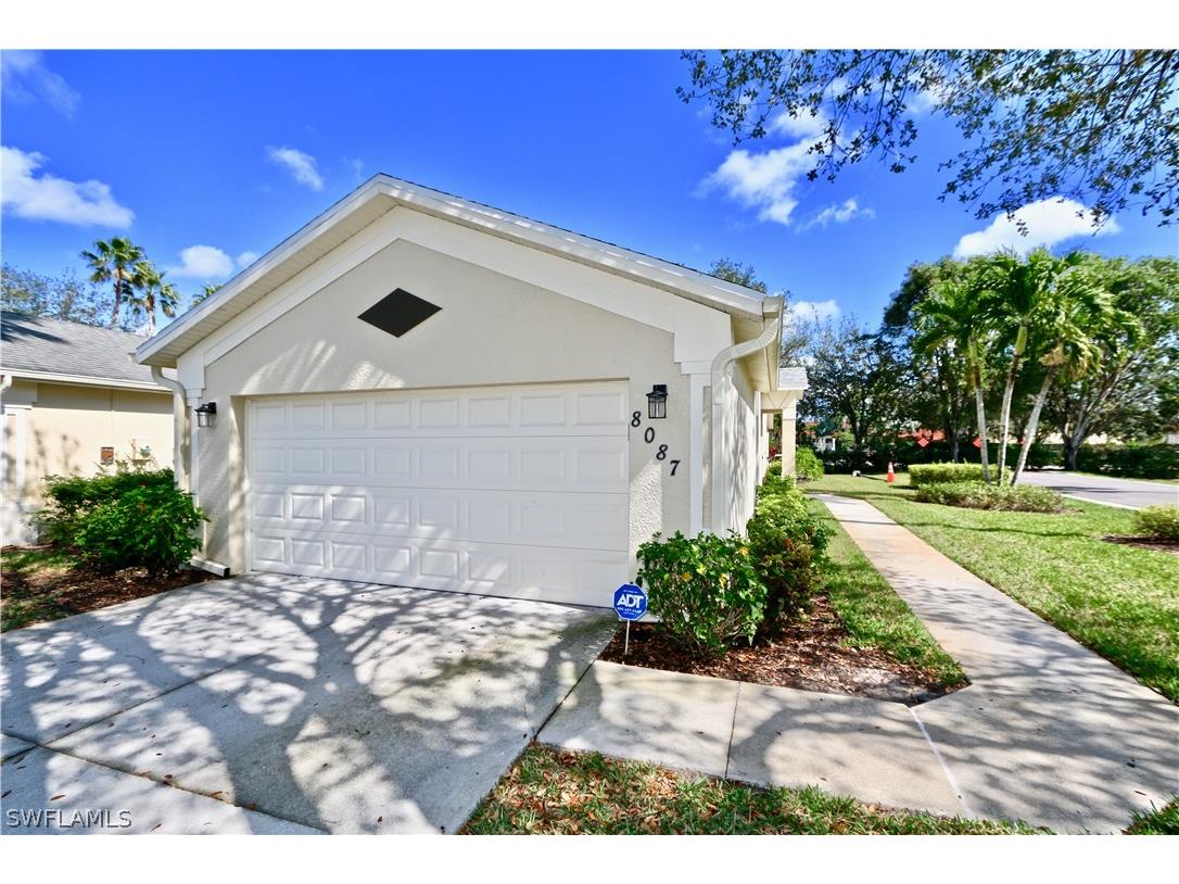 8087 Ibis Cove Circle #704 Naples FL 34119 223011650 image1
