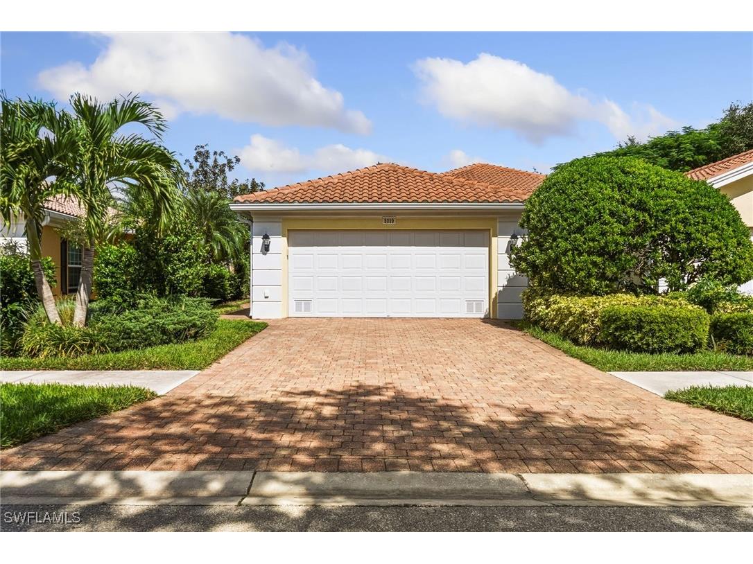 8089 Xenia Lane Naples FL 34114 225077297 image1