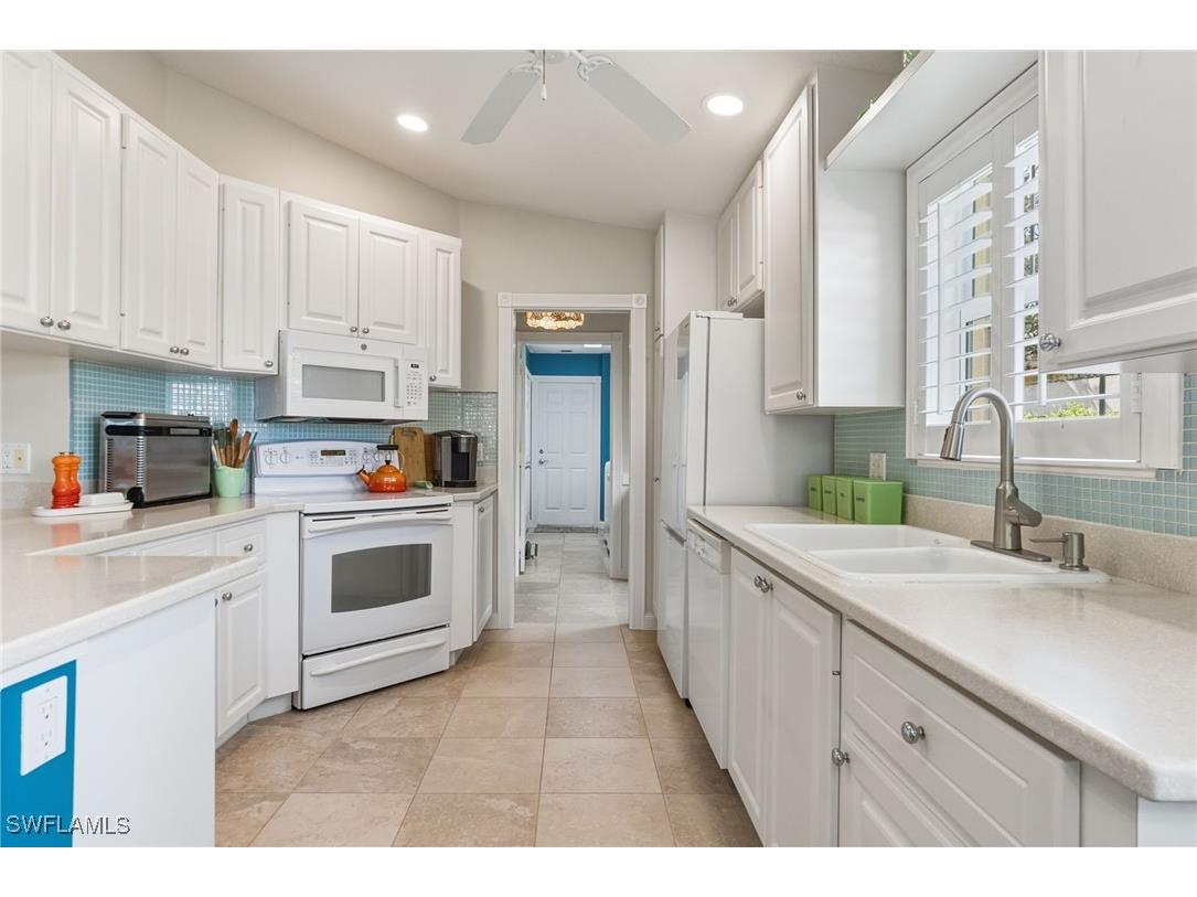 8089 Xenia Lane Naples FL 34114 225077297 image7