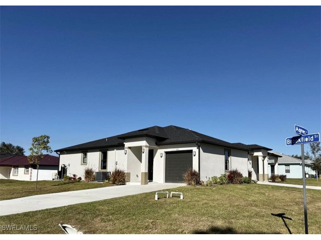 809-811 Agnes Avenue Lehigh Acres FL 33971 224100187 image1
