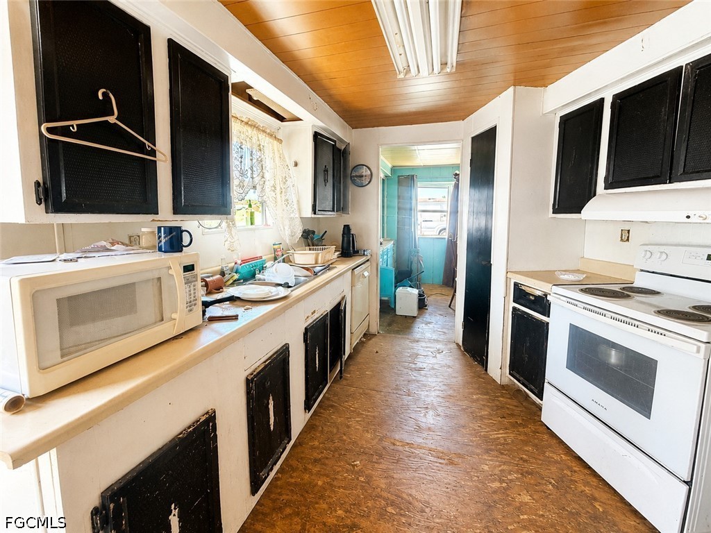 809 8th Street NW Moore Haven FL 33471 2026029417 image3