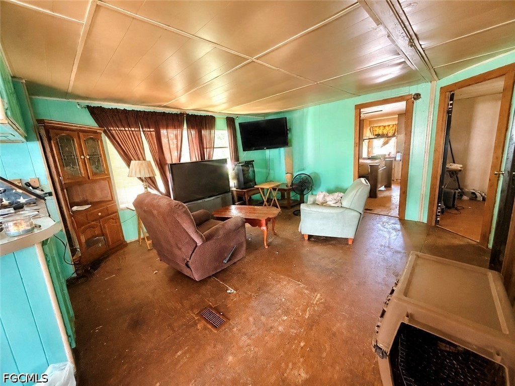 809 8th Street NW Moore Haven FL 33471 2026029417 image4