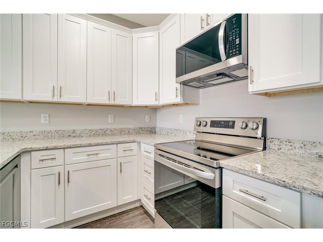 809 Agnes Avenue Lehigh Acres FL 33971 2026006894 image9