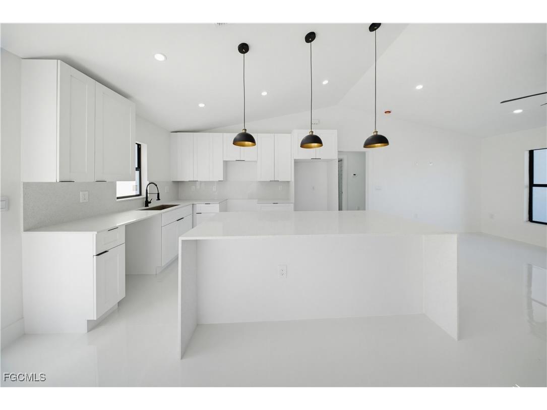 809 Anaconda Avenue S Lehigh Acres FL 33974 2026003194 image11