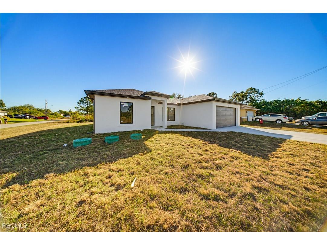 809 Anaconda Avenue S Lehigh Acres FL 33974 2026003194 image4