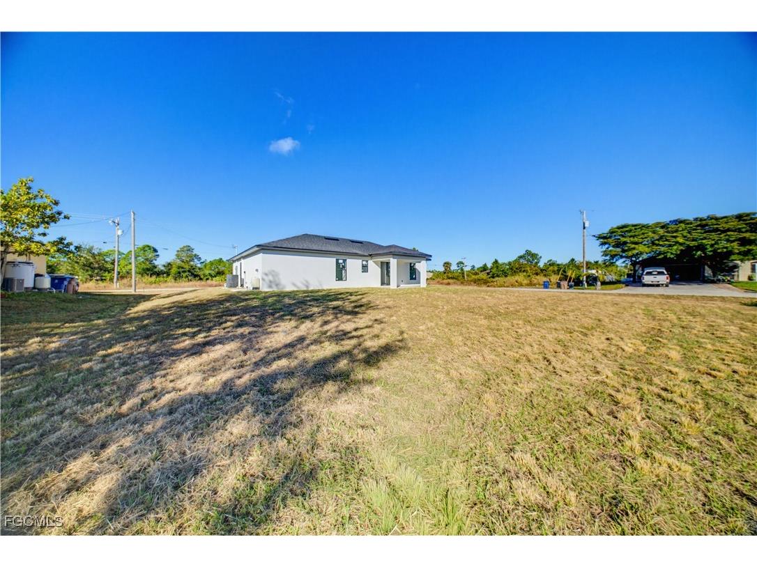 809 Anaconda Avenue S Lehigh Acres FL 33974 2026003194 image9