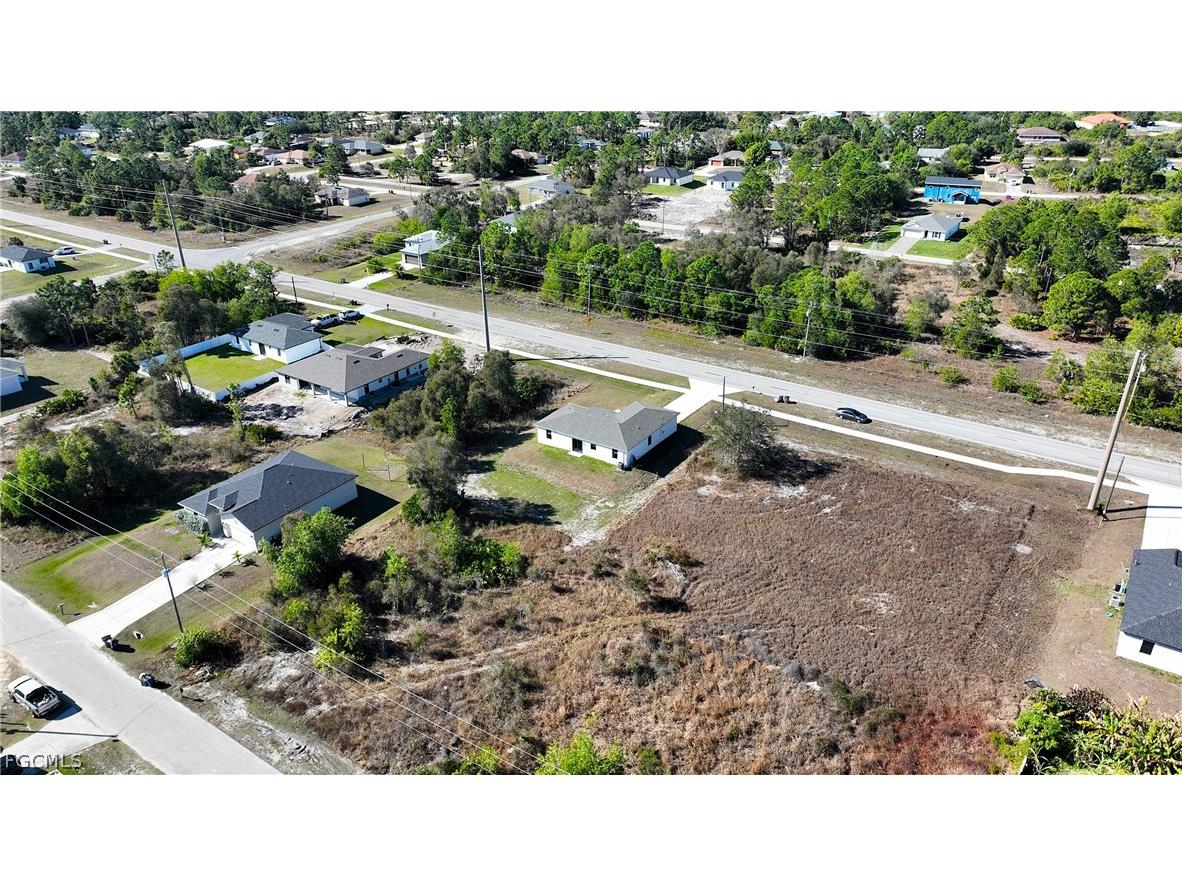 809 Bell Boulevard S Lehigh Acres FL 33974 2026007514 image32