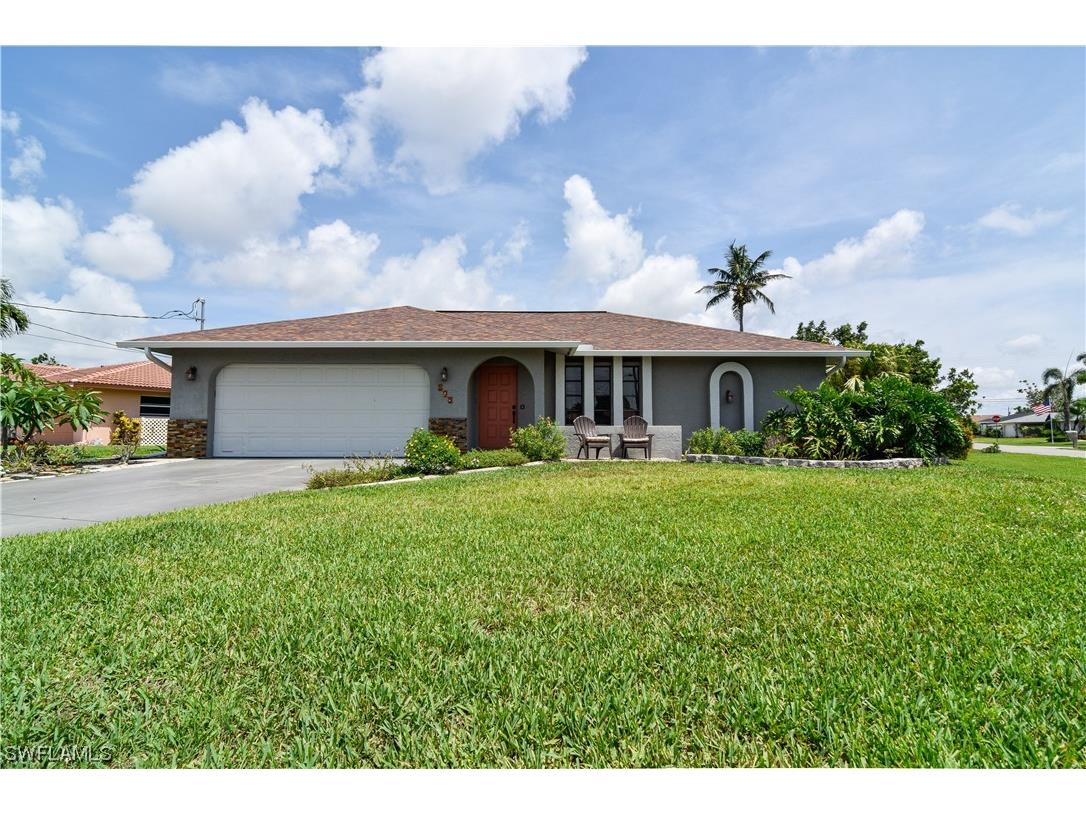 809 SE 32nd Terrace Cape Coral FL 33904 223045596 image1
